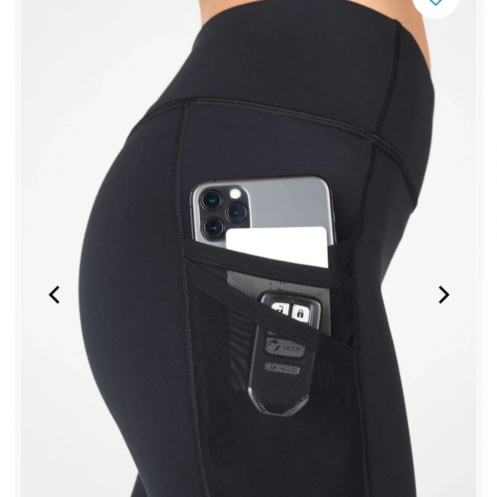 ✌🏼Bundle of Two Pairs! Fabletics Motion 365 Leggings Black: 2 Pair Bundle 🖤 🖤 - Picture 2 of 10